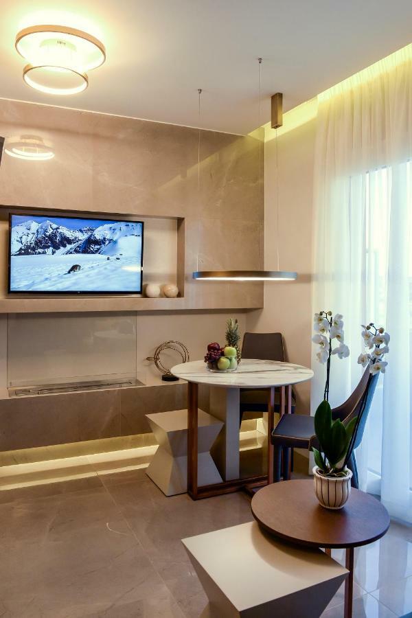 L - Suites Kavala Exteriör bild